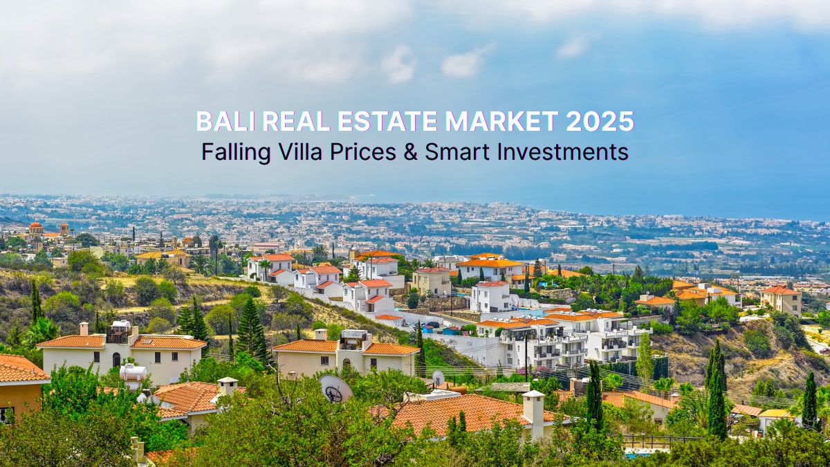 Panoramic view of Bali hillside villas overlooking the sea, reflecting real estate trends and investment opportunities.